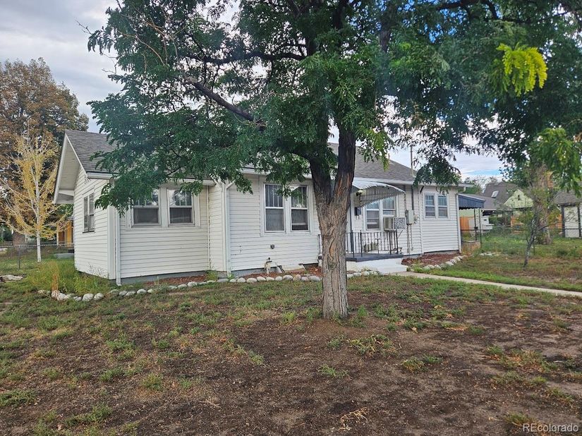 3990 S Delaware Street, Englewood CO 80110