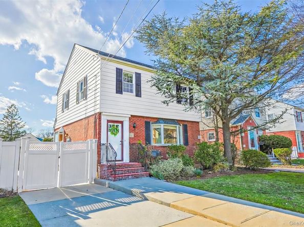 72 Spruce Street, West Hempstead NY 11552