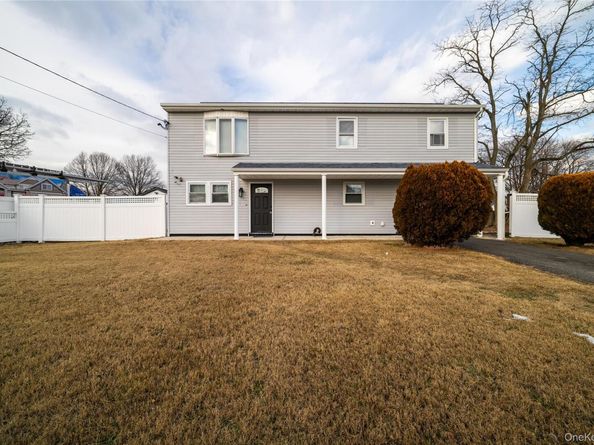 55 Schleigel Boulevard, Farmingdale NY 11735