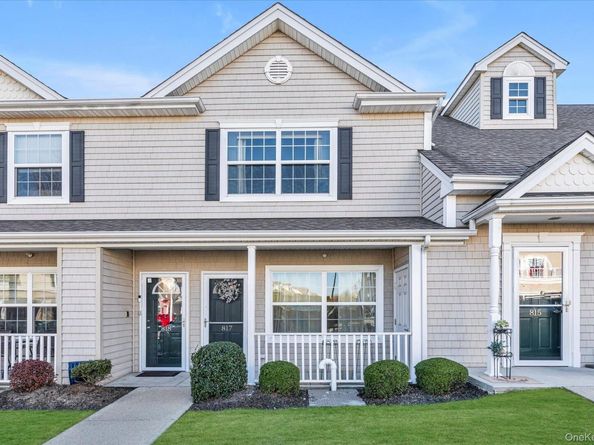 817 Willow Lane, Valley Stream NY 11580