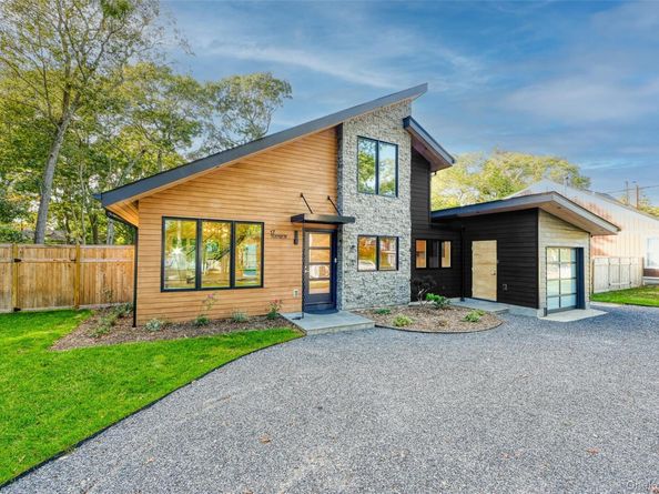 17 Heather Drive, Remsenburg NY 11960