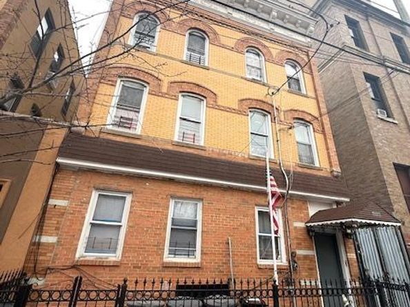 686 Fairview Avenue, Ridgewood NY 11385