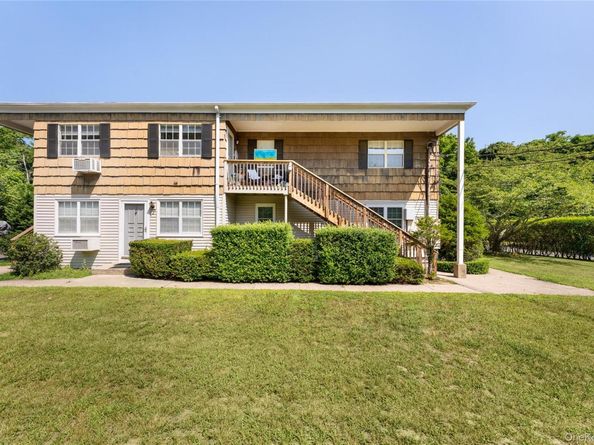 40 Canoe Place Road 5, Hampton Bays NY 11946