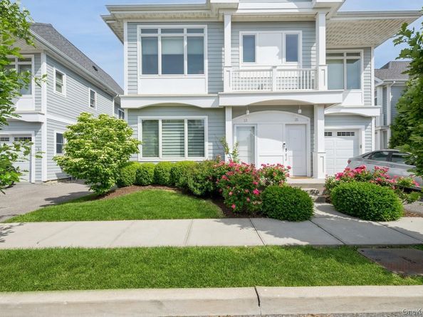 13 Island Point 13, Bronx NY 10464