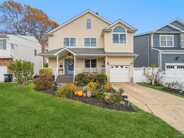 1617 Richard Avenue, Merrick NY 11566