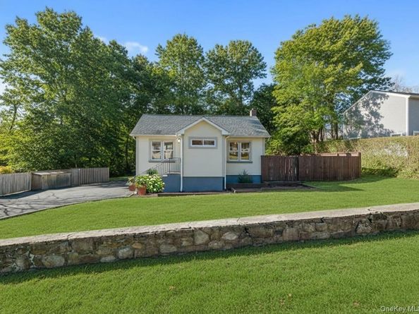 31 Cardoza Avenue, Mohegan Lake NY 10547