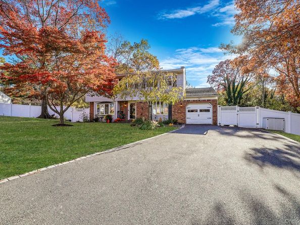 18 Ashford Drive, Ridge NY 11961