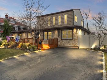 2 Burnett Avenue