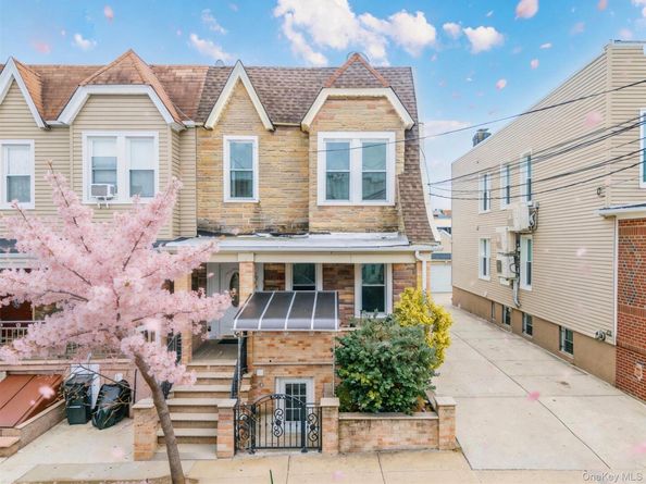 7824 68th Road, Middle Village NY 11379