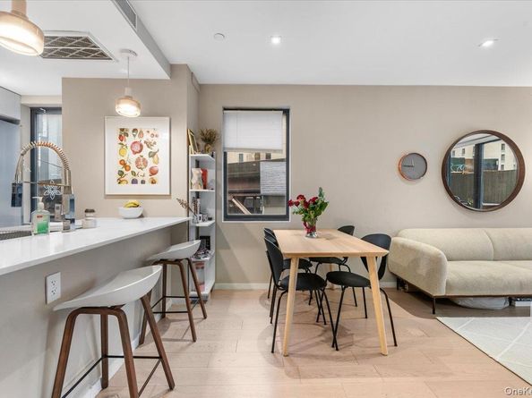 42-50 27th Street 2C, Long Island City NY 11101