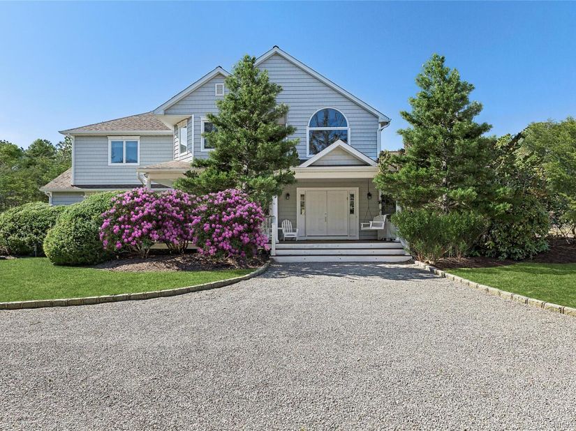 4 Polo Grounds Lane, East Quogue NY 11942