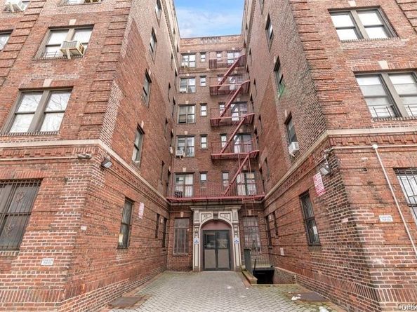 43-33 48 Street 6D, Sunnyside NY 11104