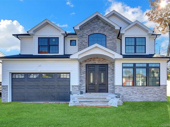 1540 Spring Street, East Meadow NY 11554