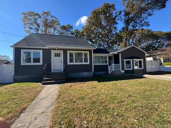 8 Paul Drive, Mastic NY 11950