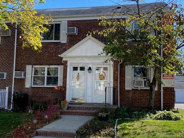 247-10 76th Avenue 2nd fl, Bellerose NY 11426