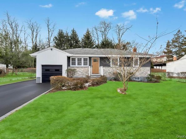 46 Ellen Place, Kings Park NY 11754