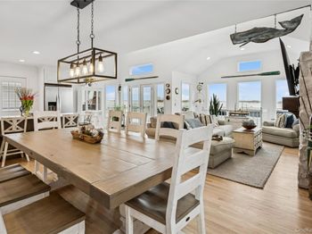 246 W Bay Drive