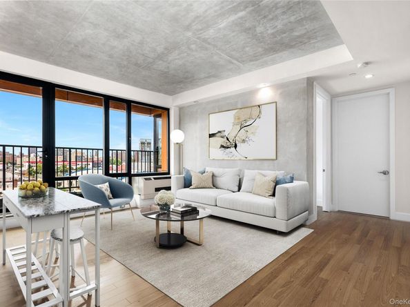 225 E 138th Street 201, Bronx NY 10451