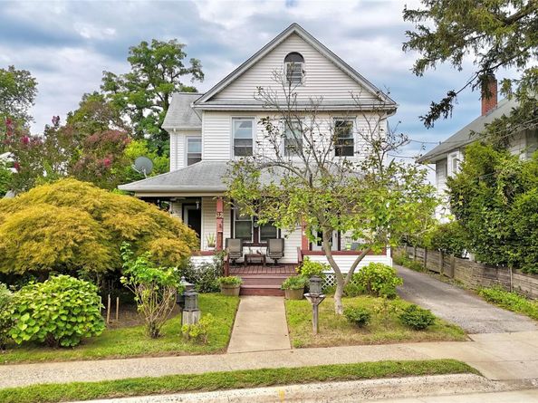 32 Herbert Avenue, Port Washington NY 11050