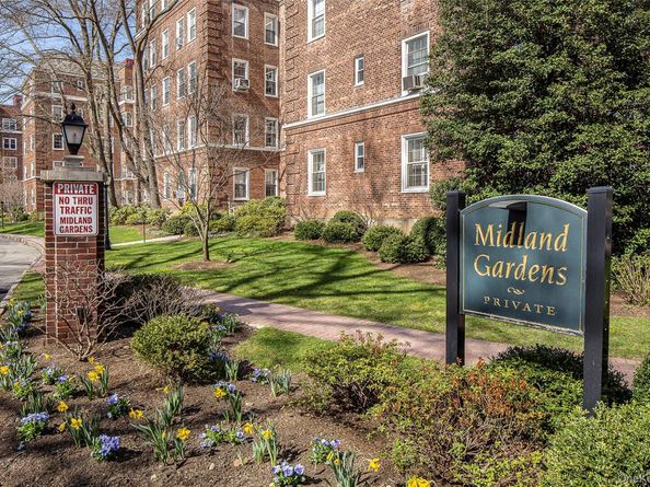 6 Midland Gardens 4B, Bronxville NY 10708