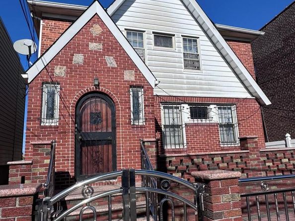 52-57 84th Street, Elmhurst NY 11373