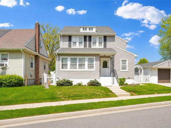 62 Leaman Place, Lynbrook NY 11563