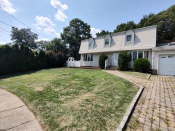 11 Hollo Drive