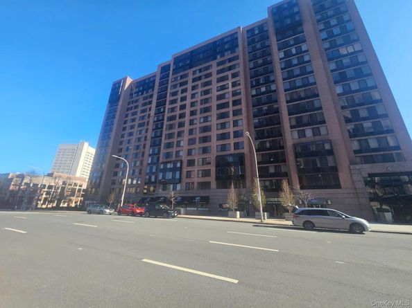 4 Martine Avenue 1501, White Plains NY 10606