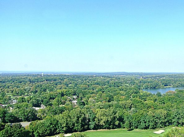 27010 Grand Central Parkway 28M, Floral Park NY 11005