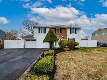 32 Imperial Drive