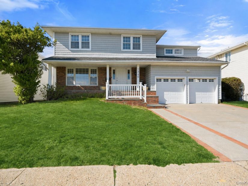 1340 Beech Street, Atlantic Beach NY 11509