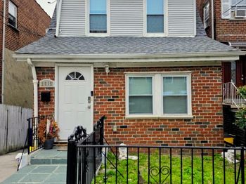 1015 Revere Avenue