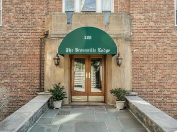 280 Bronxville Road