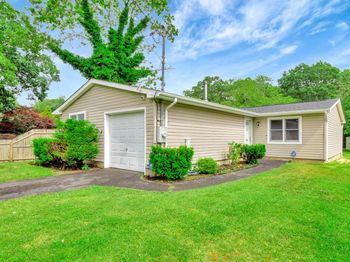 137 Riverside Avenue