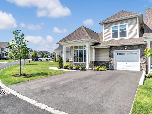 333 Wavell Avenue, Yaphank NY 11980