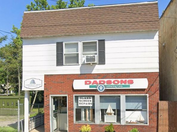 2410 Boston post Road, Larchmont NY 10538