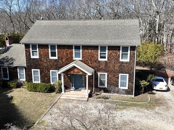 39 Washington Avenue, East Hampton NY 11937