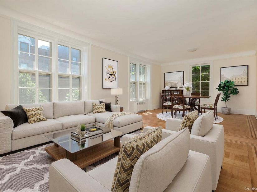 34-22 81 Street 42, Jackson Heights NY 11372