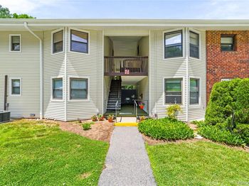 27 Walden Court
