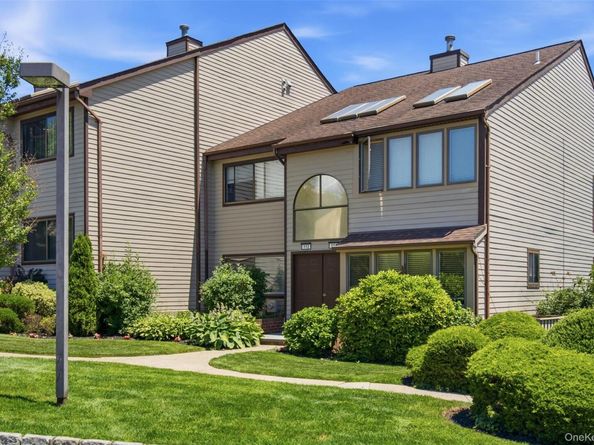 112 The Glen 112, Glen Head NY 11545