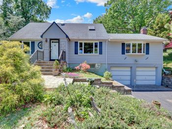 100 Elwood Road