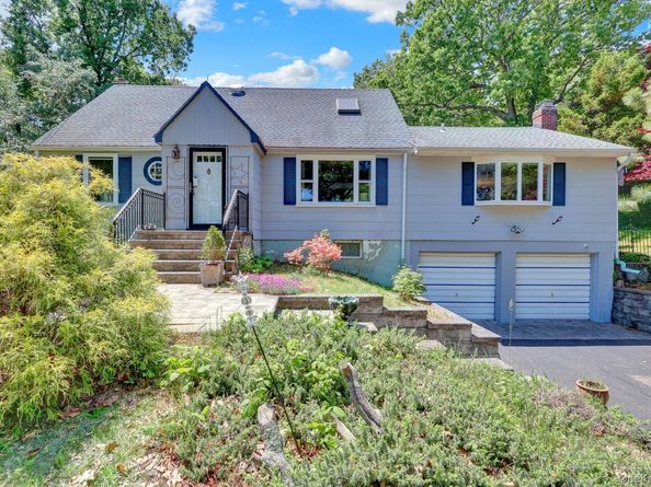 100 Elwood Road, Northport NY 11768