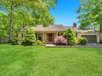 3 Woodbine Lane