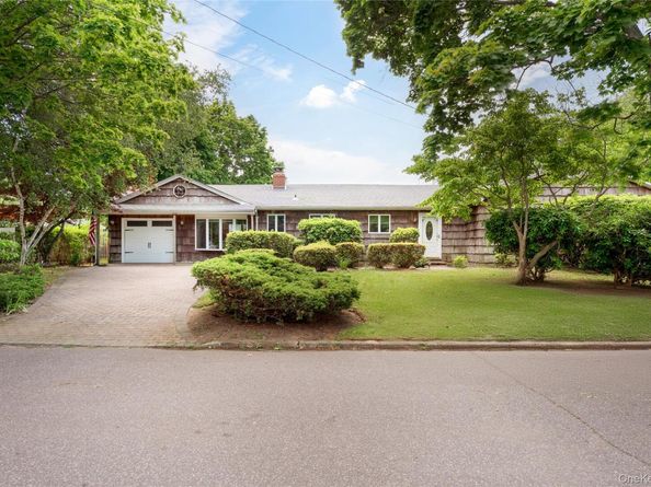 4 N Balin Court, South Setauket NY 11720