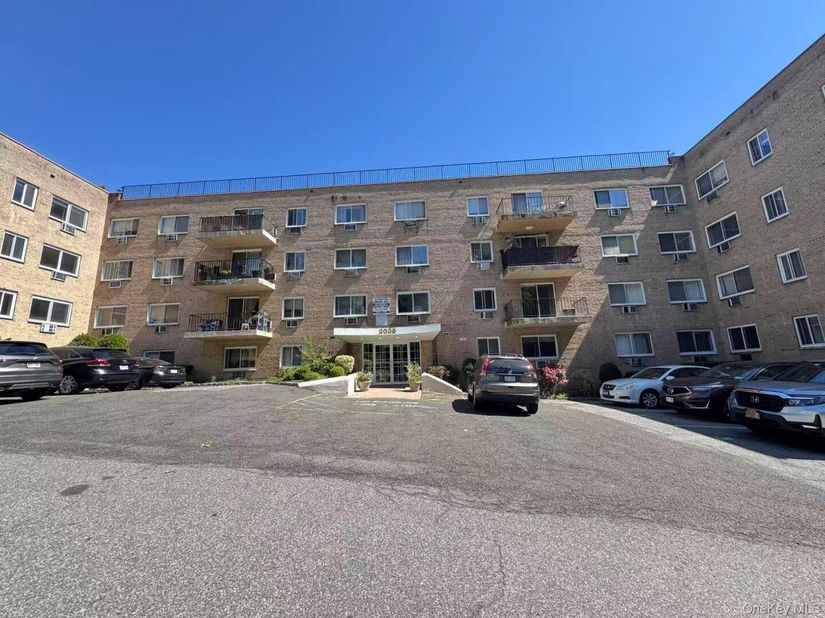 2035 Central Park Avenue LG, Yonkers NY 10710