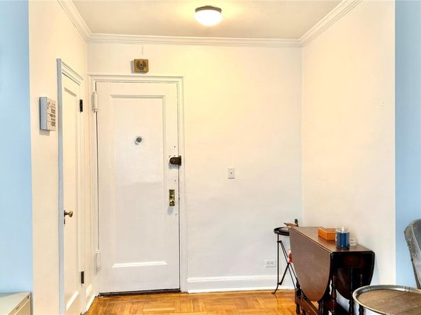 48-42 44th Street 6G, Woodside NY 11377
