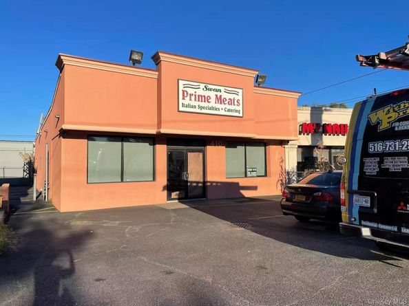 410-412 N Wantagh Avenue, Bethpage NY 11714