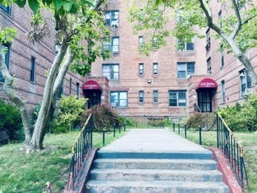 144-11 Sanford Avenue 5I, Flushing NY 11355