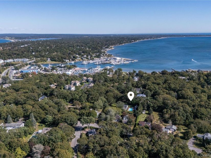 190a Wakeman Road A, Hampton Bays NY 11946