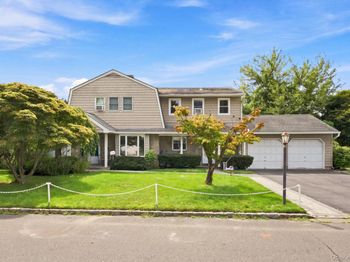 5 Conway Court